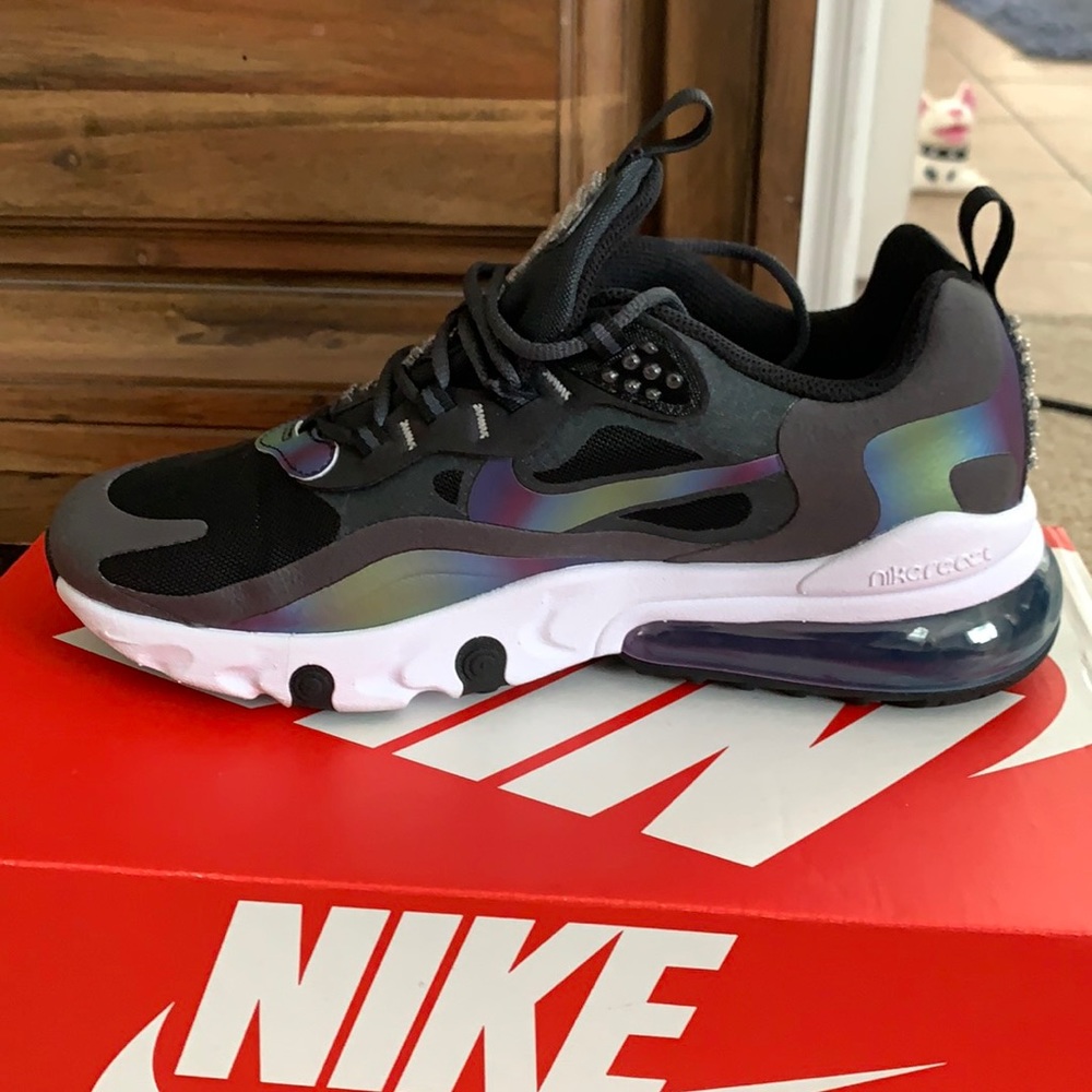 Nike Air Max 270